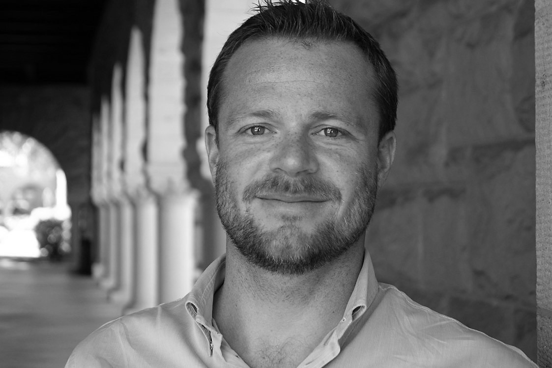 Headshot of Jens Pohlmann